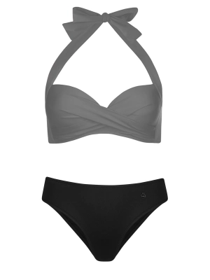 klasyczne-czarne-majtki-od-stroju-kapielowego-packshot