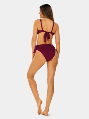 bordowy-stroj-kapielowy-biustonosz-z-fiszbinami-FG04G-910S-modelka2