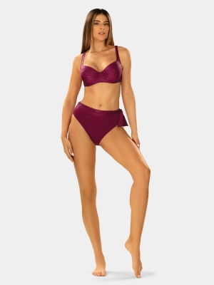 bordowy-stroj-kapielowy-biustonosz-z-fiszbinami-FG04G-910S-modelka1