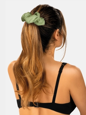 duza-gumka-do-wlosow-frotte-scrunchie-oliwkowa-zielona-A-OE1-Z-24-m1