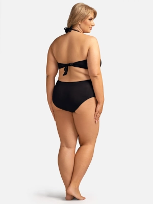 monokini-dla-kobiet-czarny-kostium-modelka-plus-size-tyl
