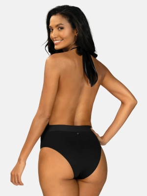 transparentne-monokini-czarne-z-siatka-modelka-bok