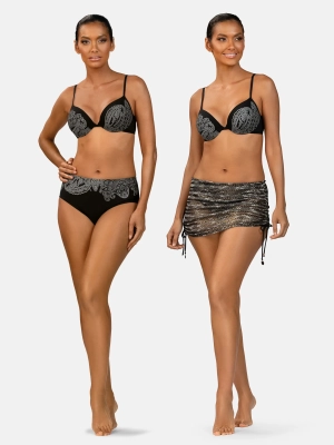 zzarne-bikini-boho-biustonosz-push-up-stylizacja-modelki-przod