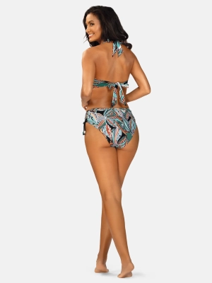 stanik-od-bikini-wiazany-na-plecach-ujecie-modelka-tyl