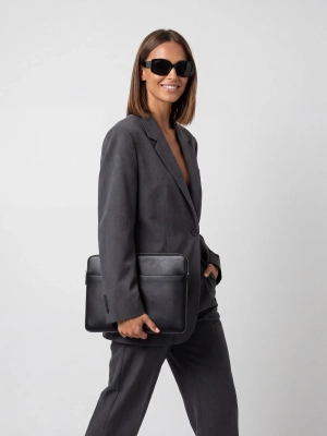 czarne-damskie-okulary-przeciwsloneczne-bella-black-gg-stylizacja-miejska